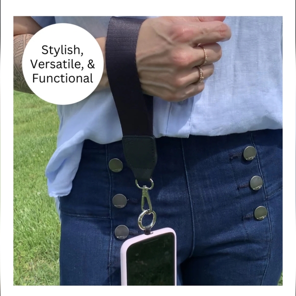 Save The Girls Clip And Go Black Strap Zippered Pouch And Phone Carrier NEW - Picture 8 of 10